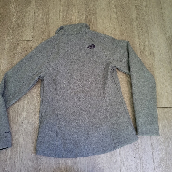 North Face Gray Shell Jacket - Picture 2 of 6